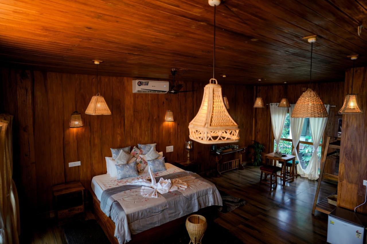 Driftwood Beach Resort Varkala Eksteriør billede